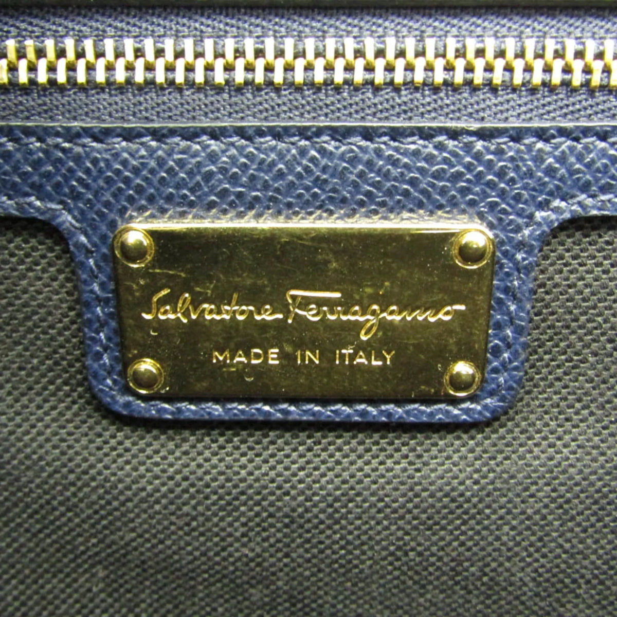 Bag Ferragamo 0011 Navy (Good) AU-21 Vara Shoulder Salvatore Leather Pre-Owned Women's