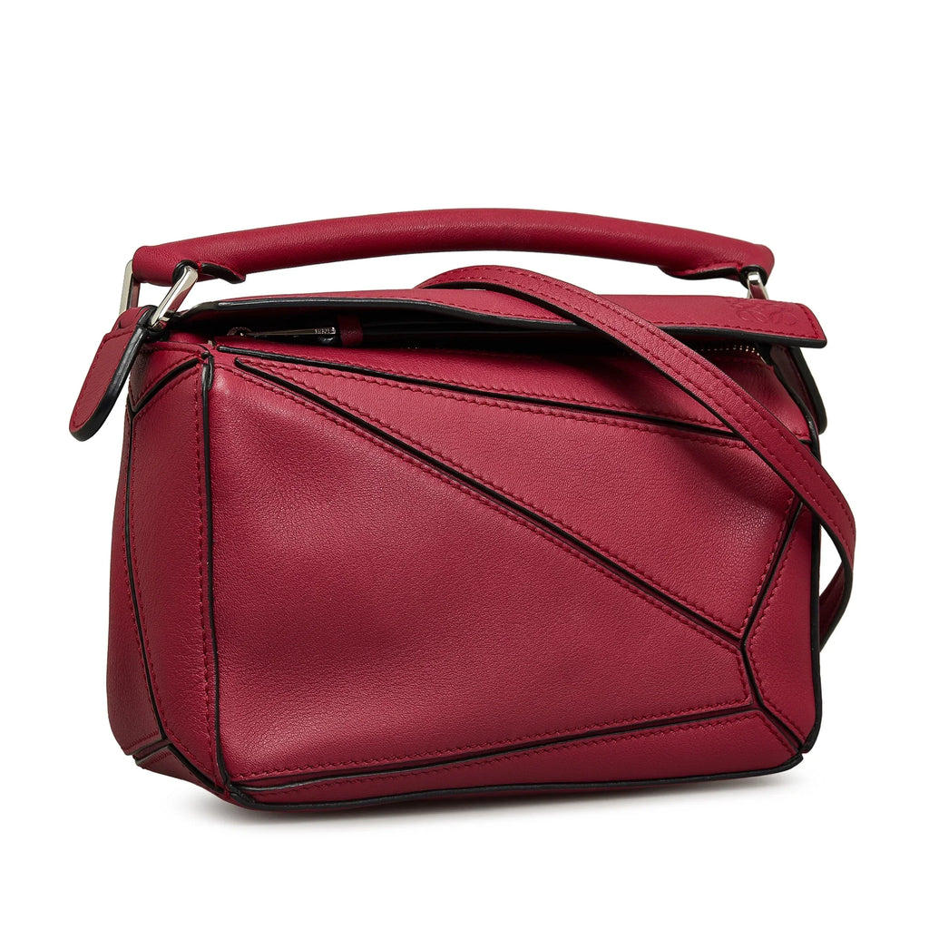 Leather (Good) Puzzle Authenticated LOEWE Red Pre-Owned Calf Unisex Mini Satchel