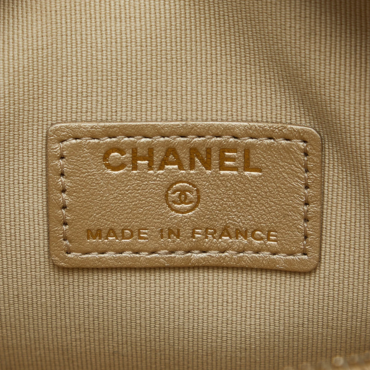Authenticated Heart Mini Pre-Owned Bag Gold Unisex in CC Crossbody Crossbody Lambskin Love Chanel (Good) Leather