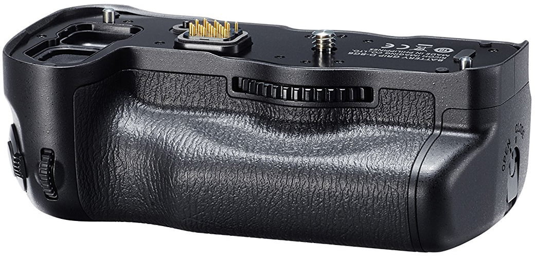 with DSLR Pentax Mark Battery SD Camera II Memory Bundle K-1 Grip, Card D-BG6