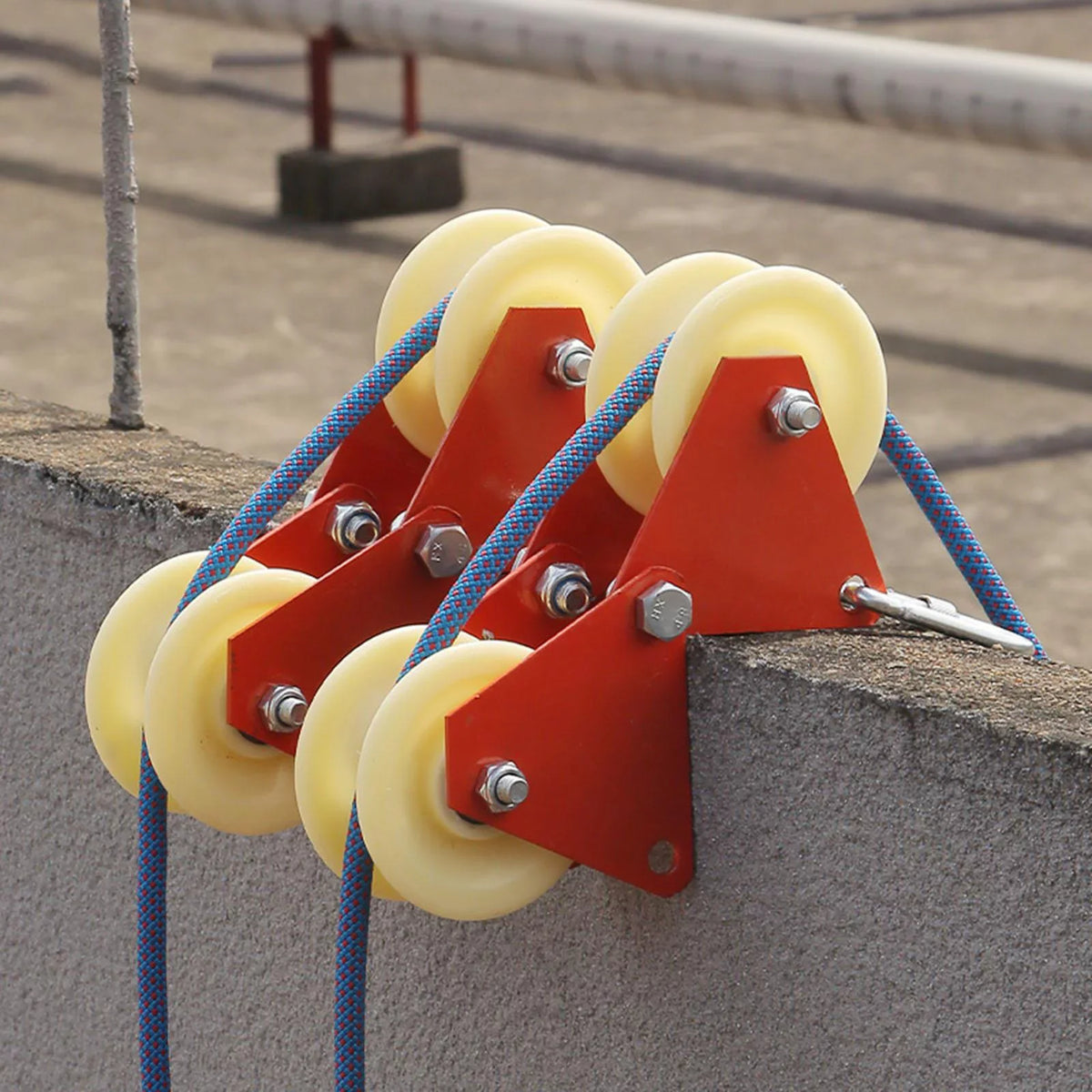 Rope Anchor Edge Rock Hiking Wear-Resistant Accessories Rope Abseiling Rappelling Wheels Sheath Climbing