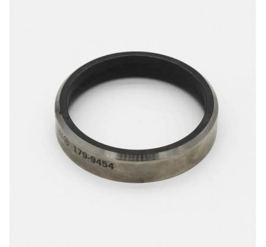 (1799454) Insert-v Caterpillar Sea