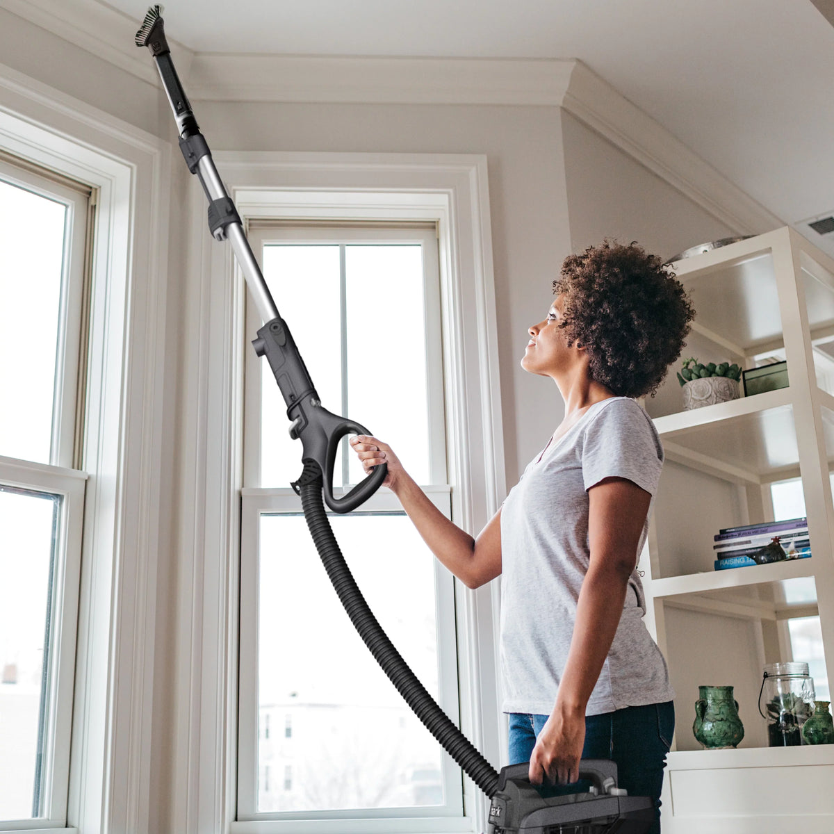 Lift-Away Speed Shark Rotator Vacuum, Upright Brushroll Powered Self-Cleaning with ZU621