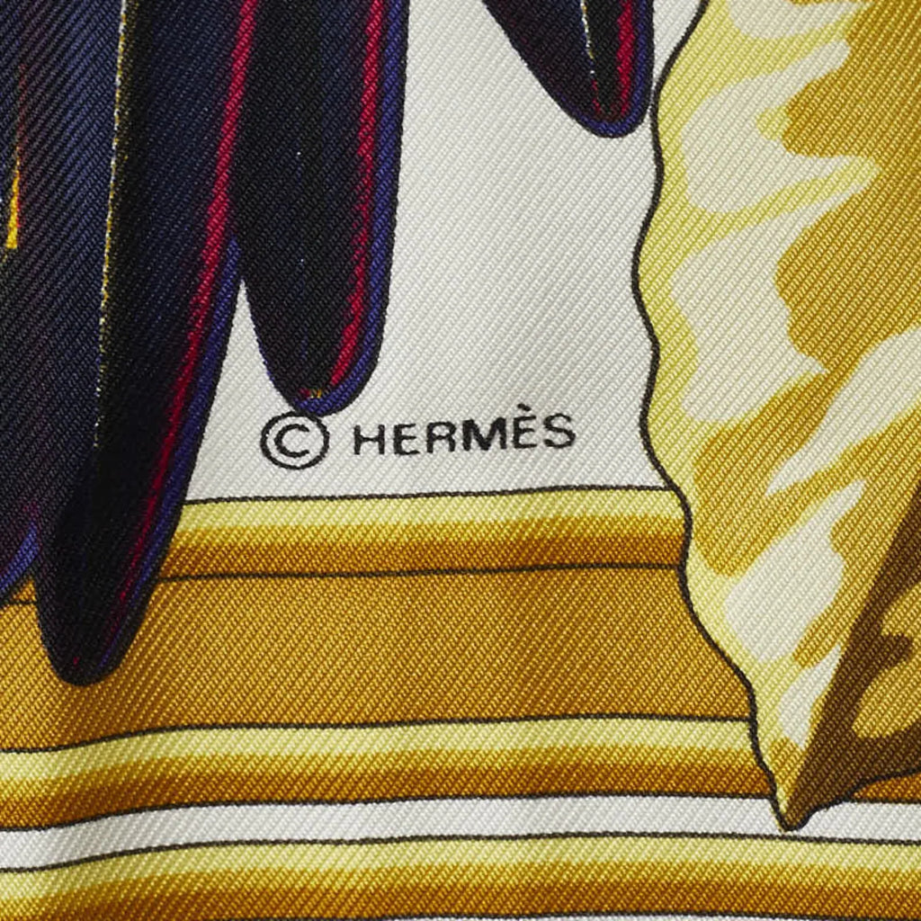 Ladies Hermes Gold Bird (Good) Carre90 Perroquets Navy HERMES Pre-Owned Les Parrot Scarf Silk Muffler detail