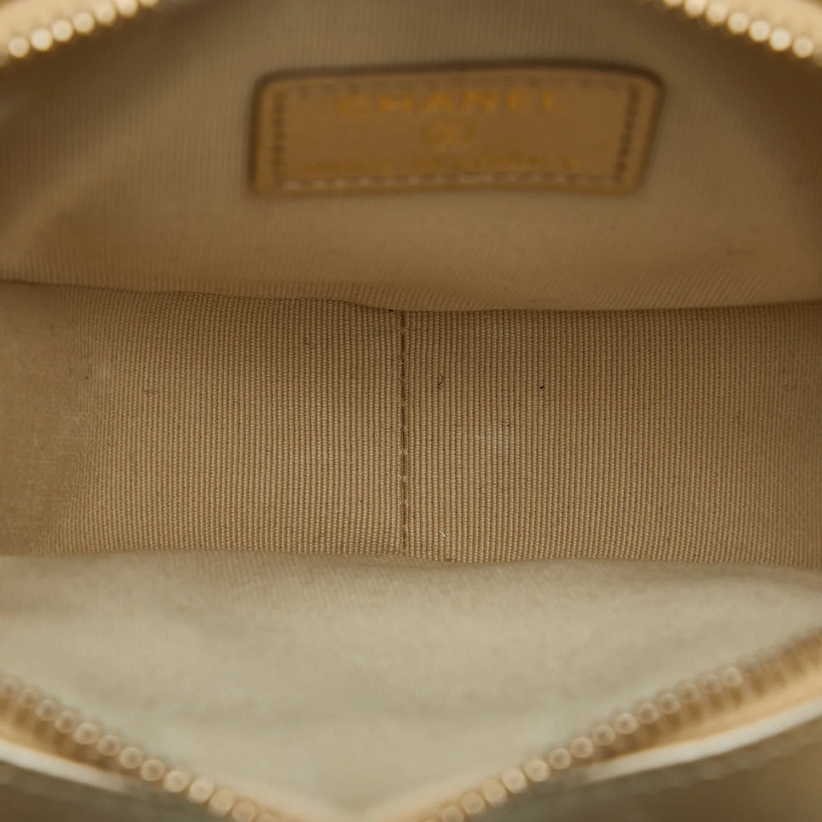 Authenticated Heart Mini Pre-Owned Bag Gold Unisex in CC Crossbody Crossbody Lambskin Love Chanel (Good) Leather