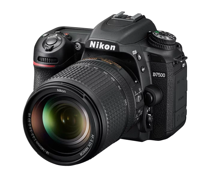 Lens with DSLR Nikon 18-140mm Camera D7500