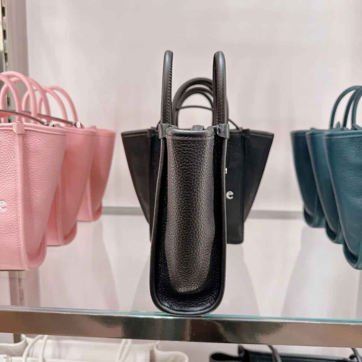 Spade Tote In Black K7295 Ella Mini Kate