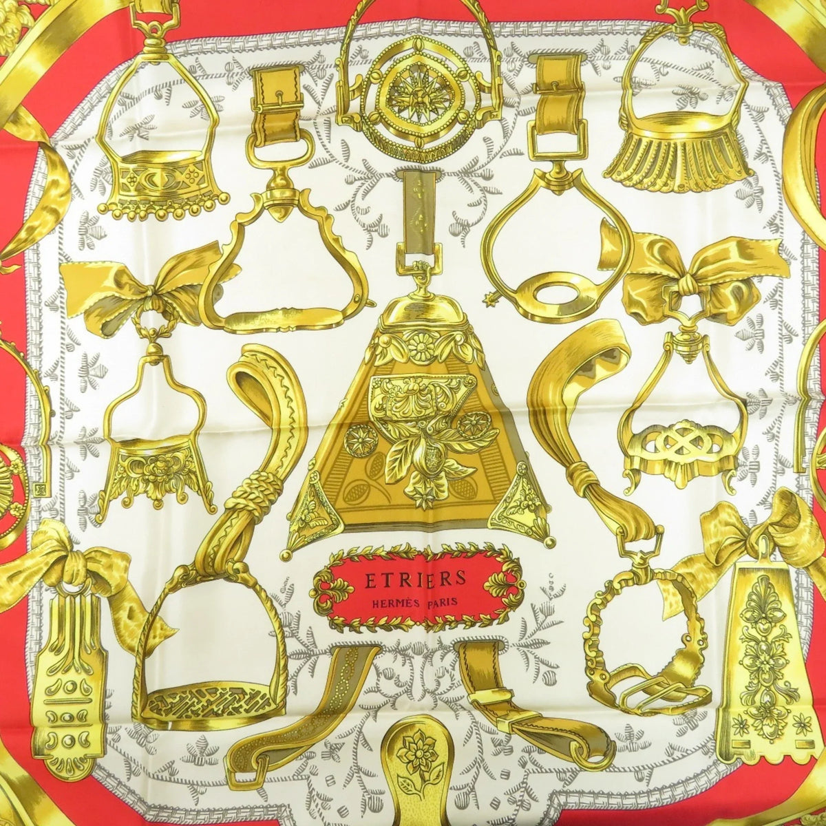 Pre-Owned Carre HERMES Stirrup/Horse Muffler ETRIERS Silk 90 Hermes Scarf Women's (Good)