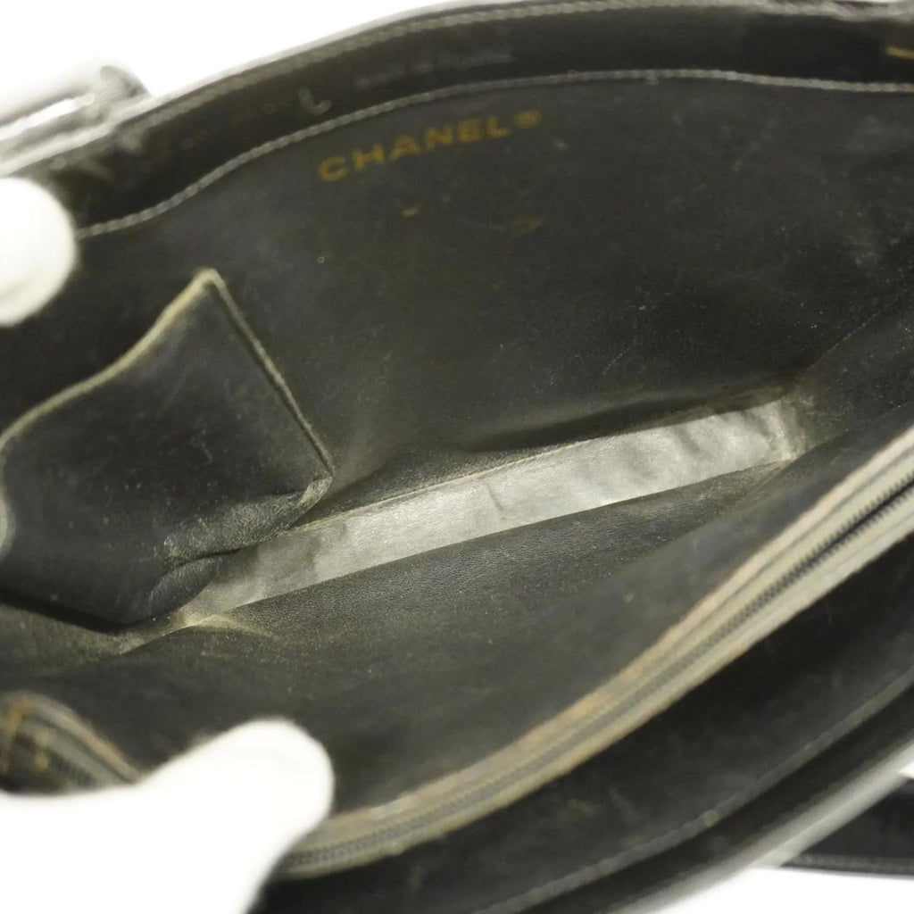 Black Women's Champagne Leather Chanel Tote Bag (Good) Patent Pre-Owned