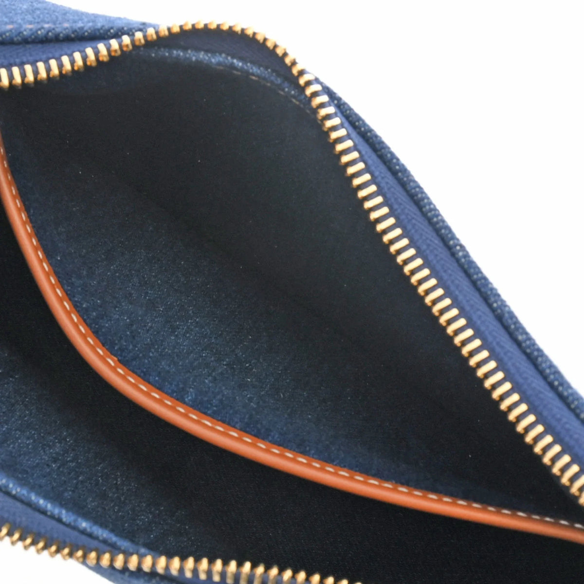 Pre-Owned (Like New) Ava Handbag 193952DKA Leather CELINE Women's Blue Denim