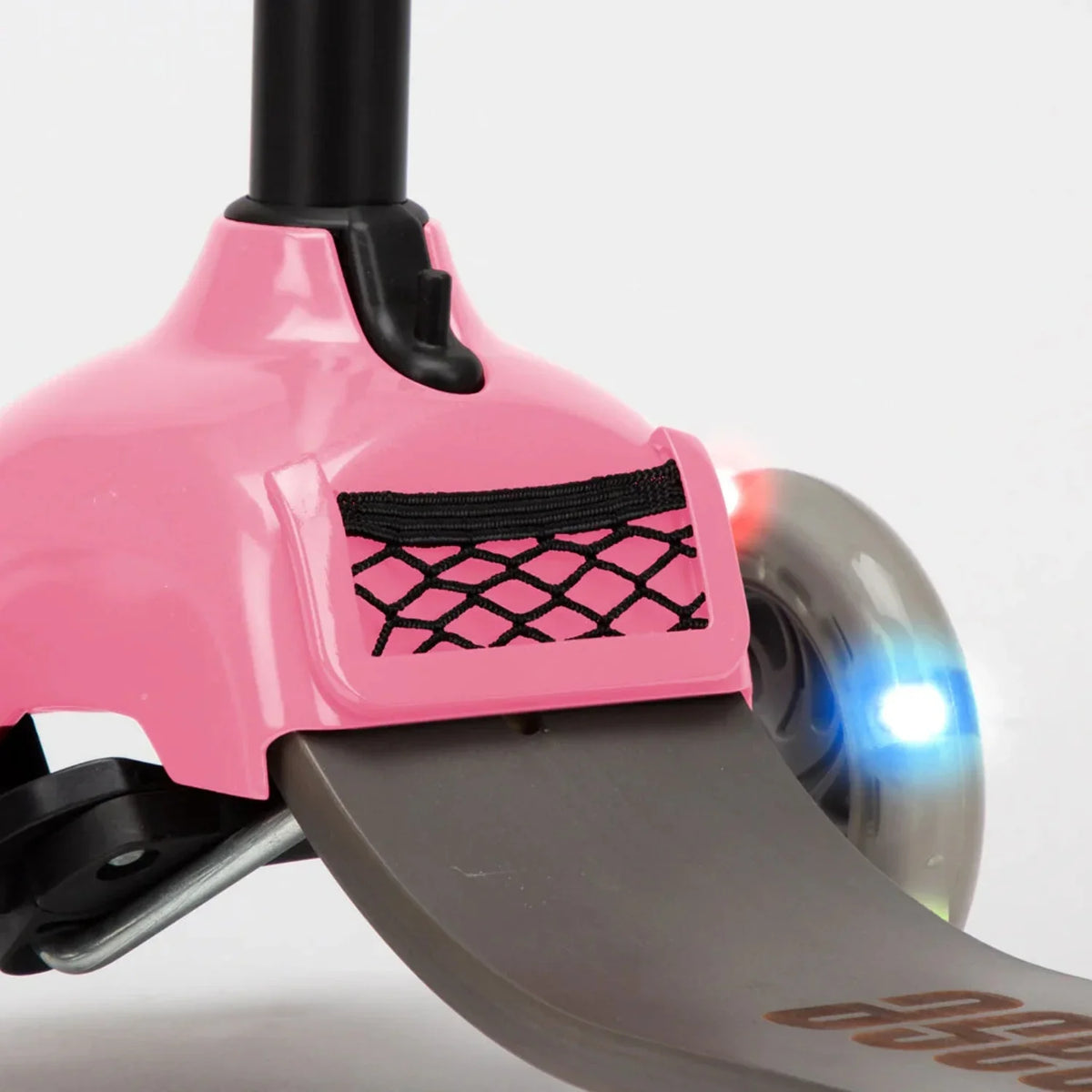 Nutcase Three Scooters Wheel Berry Scooter
