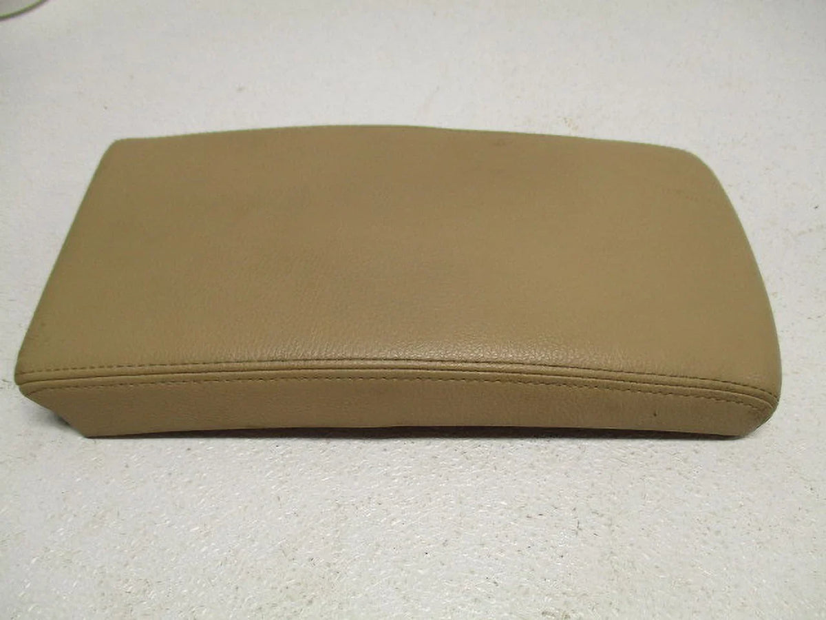 LKQ Interior Passat Volkswagen Center OEM (Good) 2007 Lid Pre-Owned Console