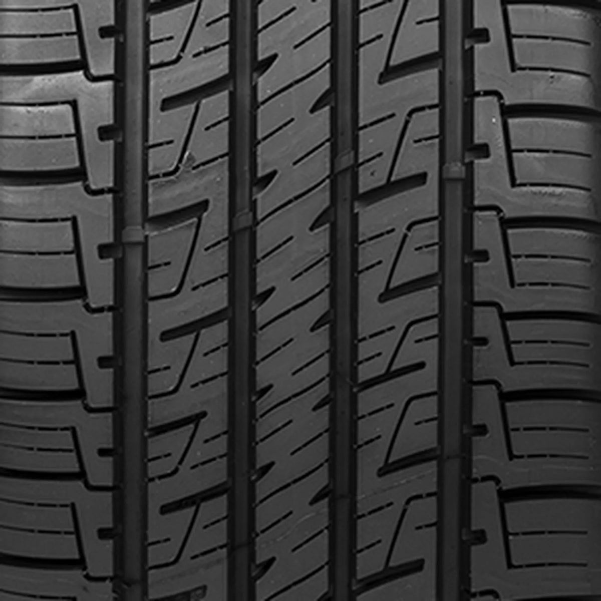 235/50R17 Season Assurance All Passenger MaxLife Goodyear 96H Tire
